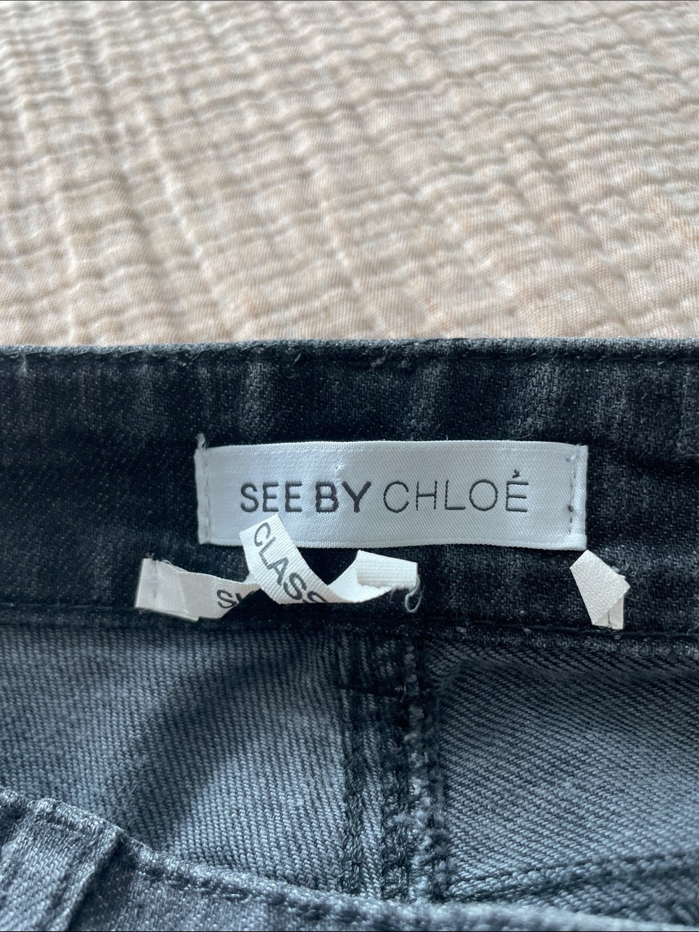 See By Chloe Black Skinny Classic Jeans NWOT 26 - Picture 10 of 10
